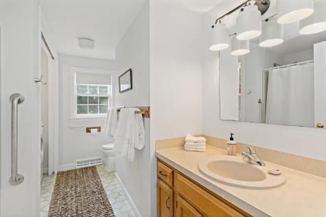 24 Greenland Circle Yarmouth Port MA 02675