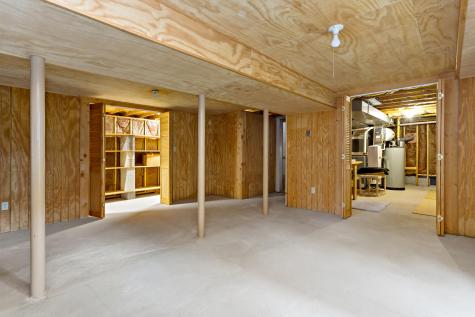 24 Greenland Circle Yarmouth Port MA 02675
