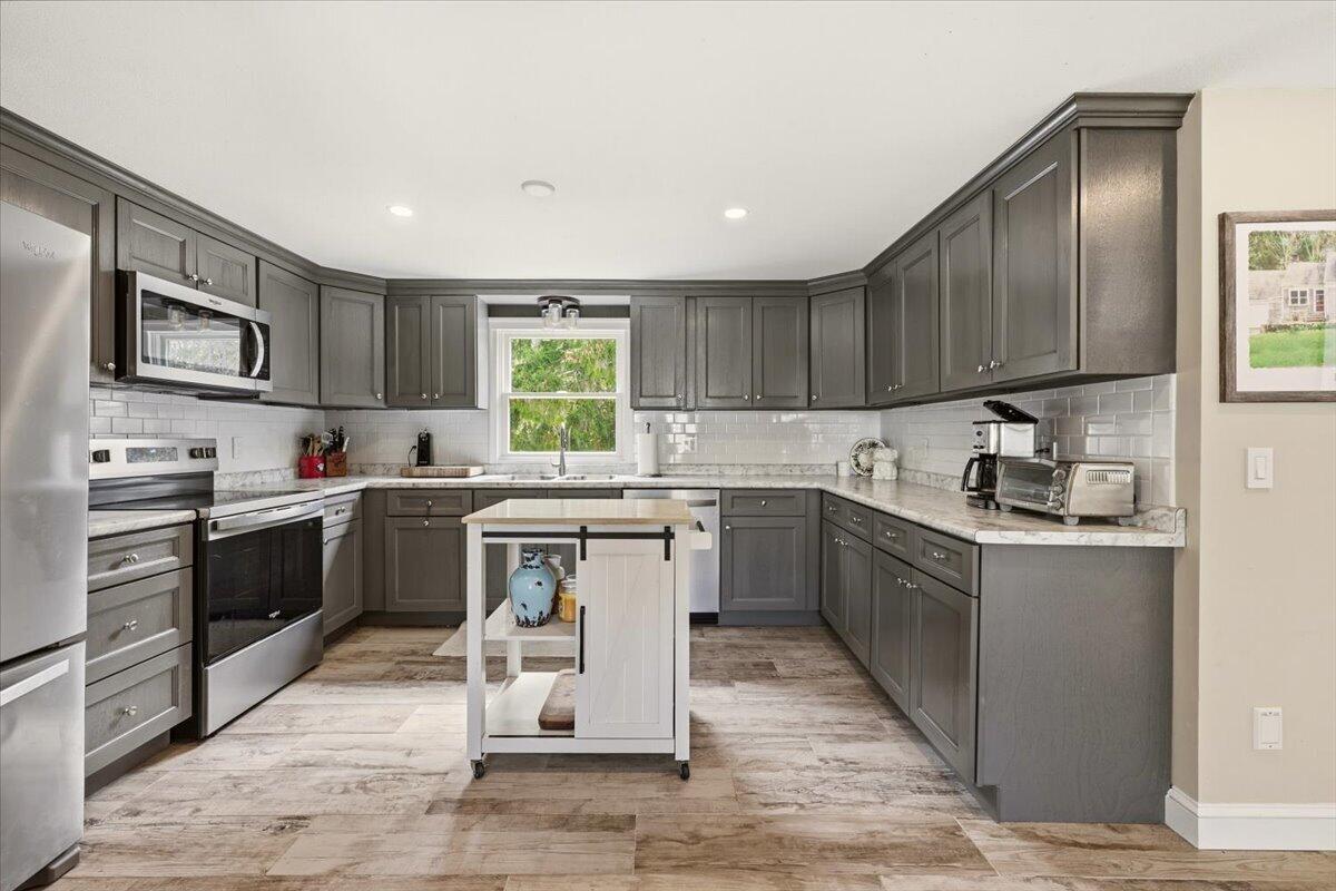 23 Clubhouse Drive Pocasset MA 02559