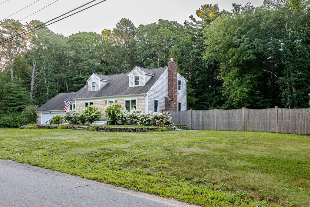 23 Clubhouse Drive Pocasset MA 02559