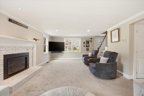 23 Clubhouse Drive Bourne MA 02559