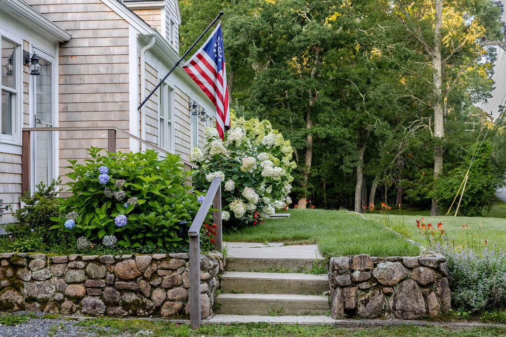 23 Clubhouse Drive Pocasset MA 02559