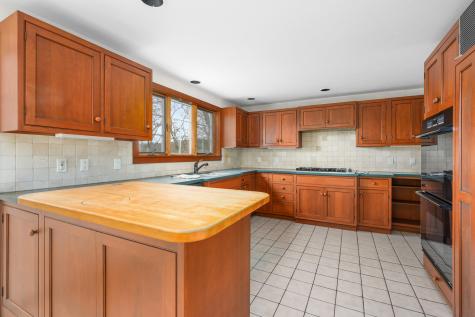 422 Hatchville Road Falmouth MA 02536