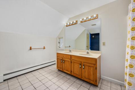 422 Hatchville Road Falmouth MA 02536