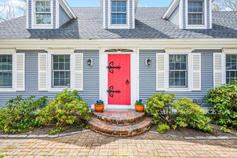 422 Hatchville Road Falmouth MA 02536