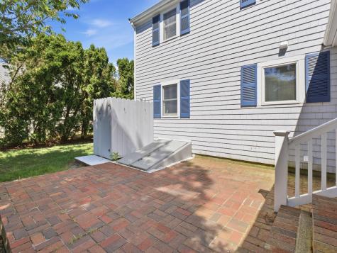7 Chesleys Way Yarmouth MA 02664