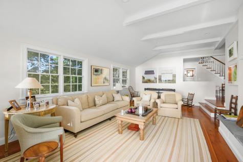 11 Sheperd's Way Barnstable MA 02630