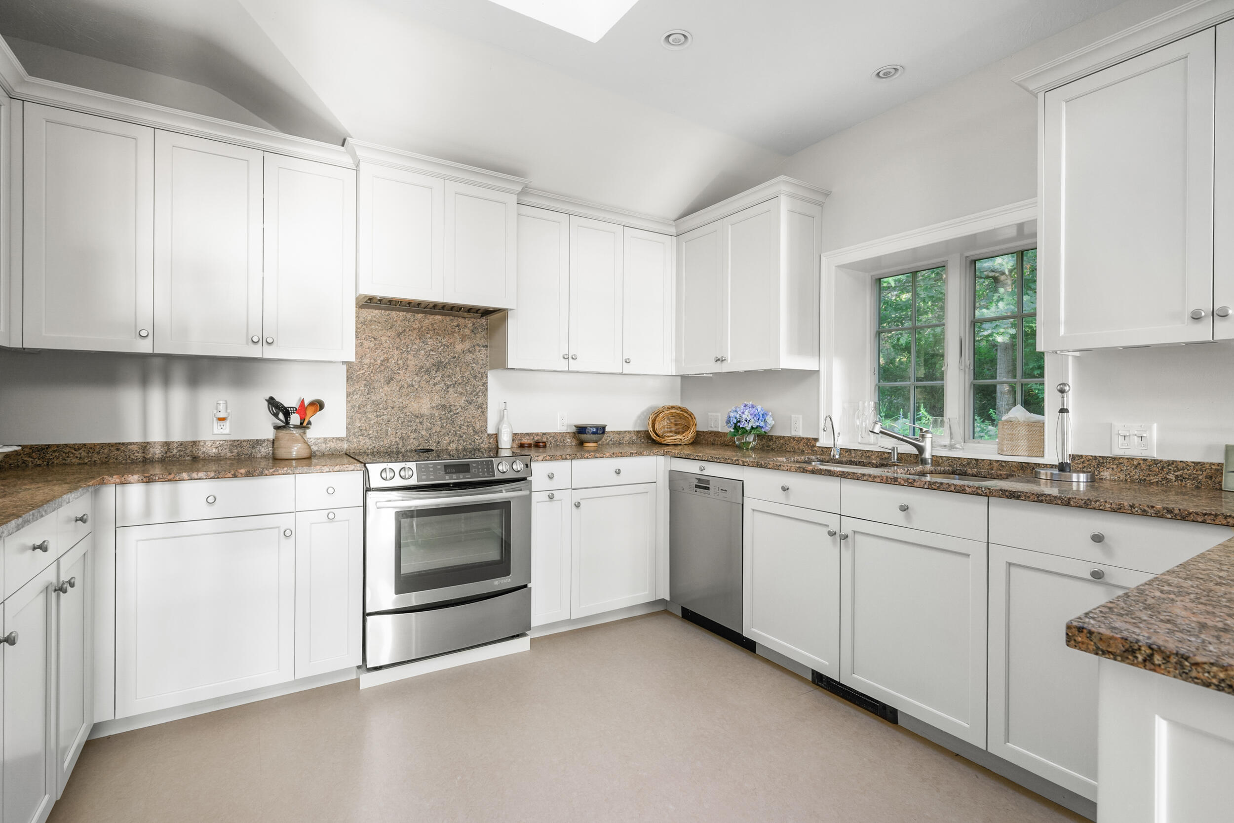 11 Sheperd's Way Barnstable MA 02630