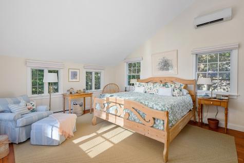 11 Sheperd's Way Barnstable MA 02630