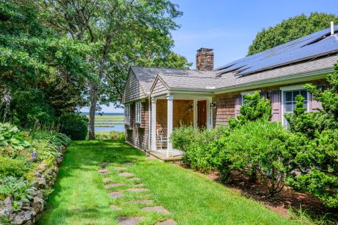 11 Sheperd's Way Barnstable MA 02630