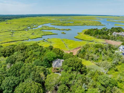 11 Sheperd's Way Barnstable MA 02630