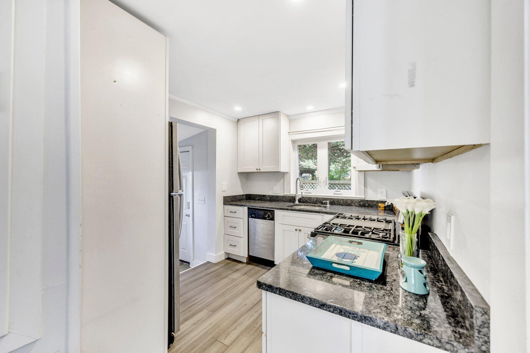 576 Strawberry Hill Road Barnstable MA 02632