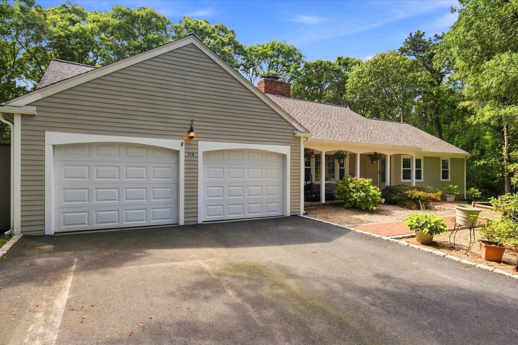 114 Carriage Lane Barnstable MA 02630