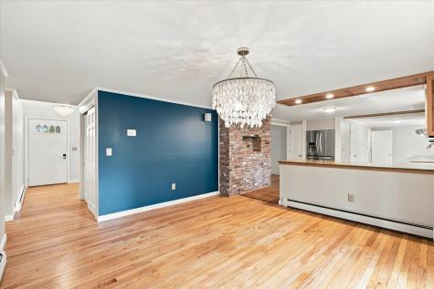 114 Carriage Lane Barnstable MA 02630