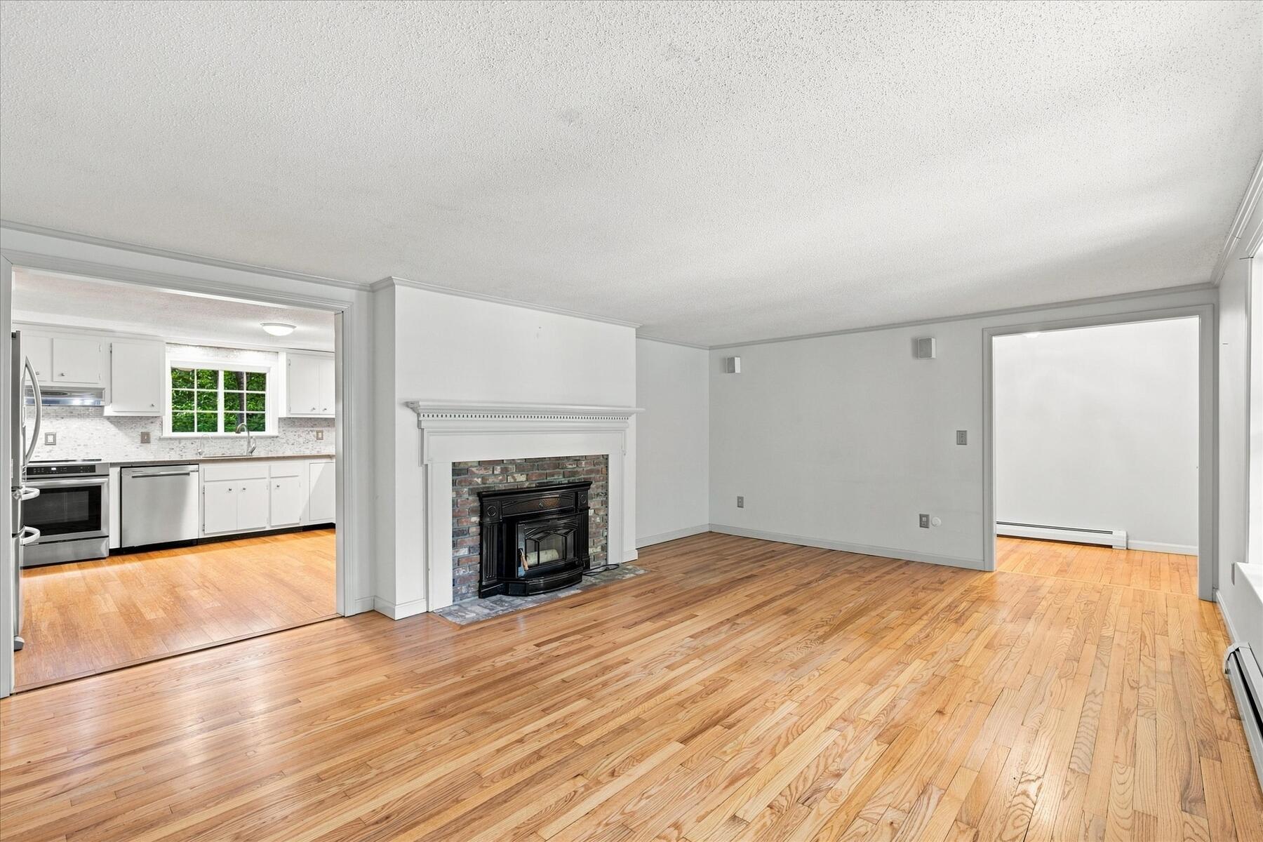 114 Carriage Lane Barnstable MA 02630