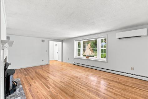 114 Carriage Lane Barnstable MA 02630