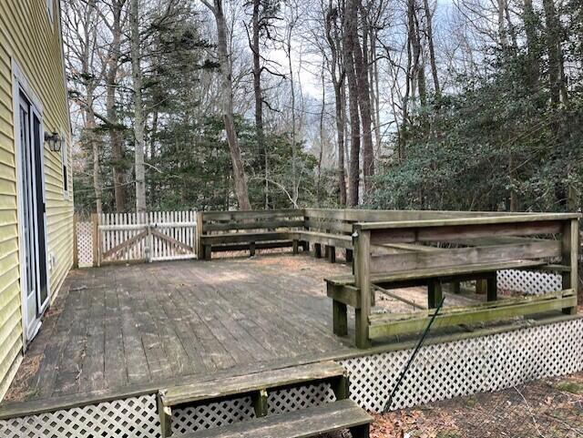 23 Captain Baker Road Barnstable MA 02648