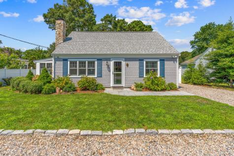 47 Bearse Road Mashpee MA 02649
