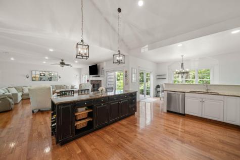 29 Pimlico Pond Road Mashpee MA 02649