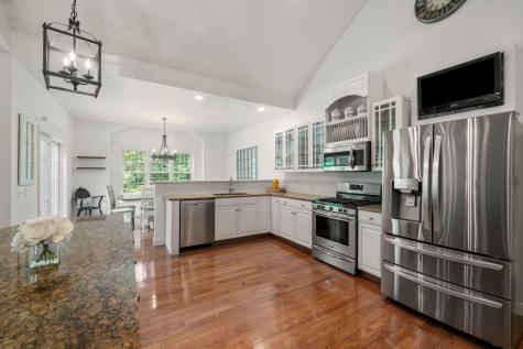 29 Pimlico Pond Road Mashpee MA 02649