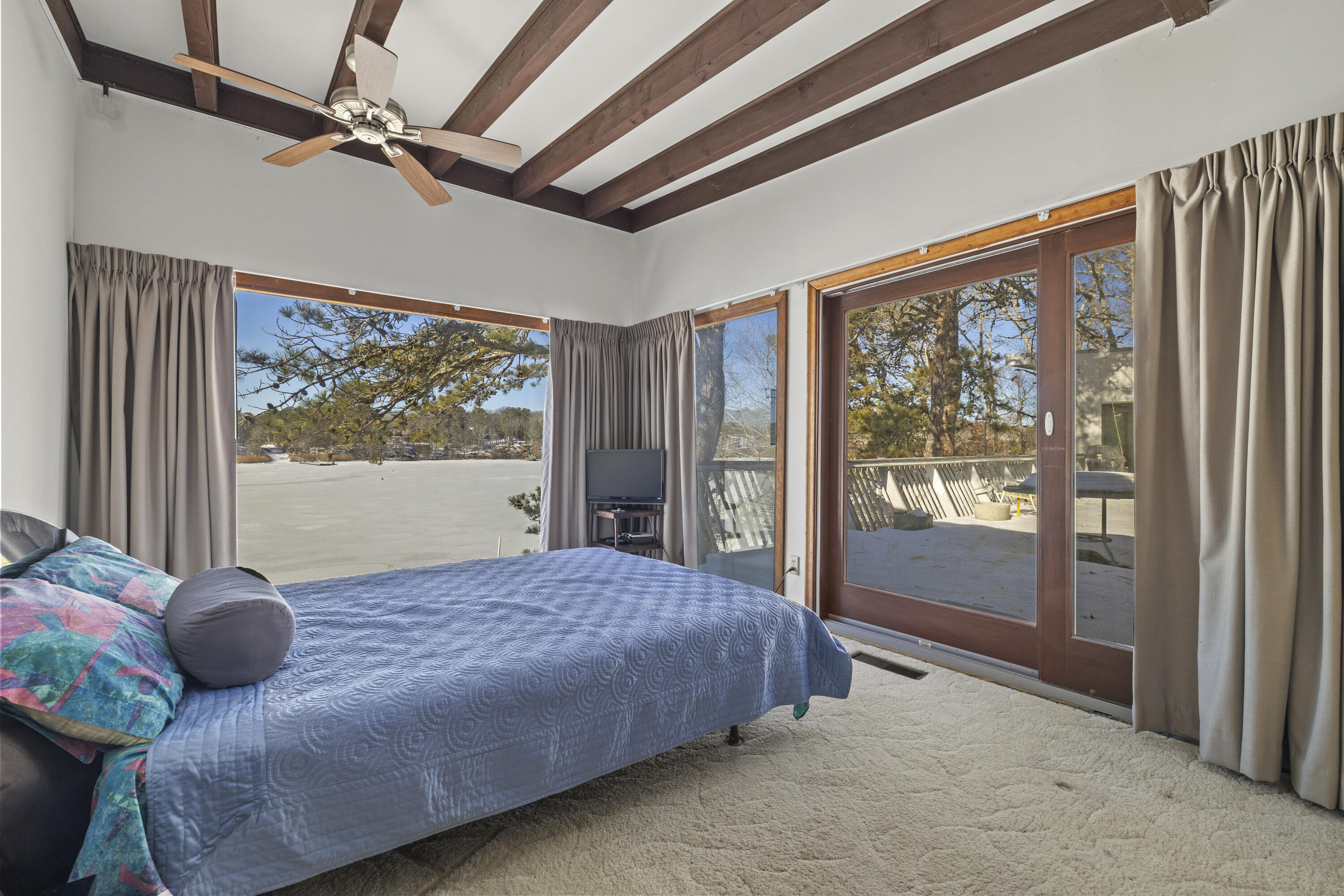 36 Little Neck Lane Mashpee MA 02649