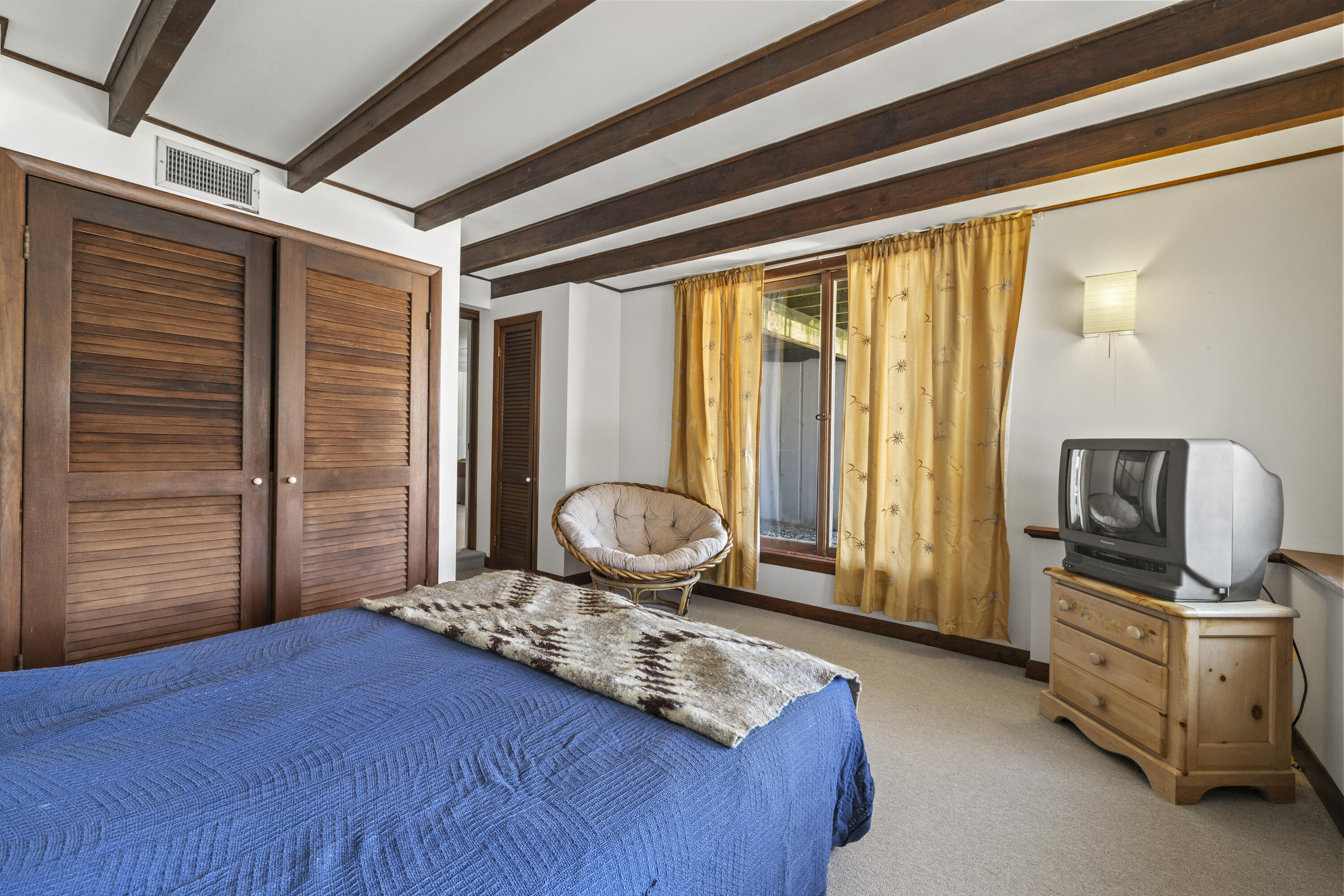 36 Little Neck Lane Mashpee MA 02649