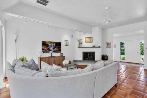 7 Linden Road East Sandwich MA 02537