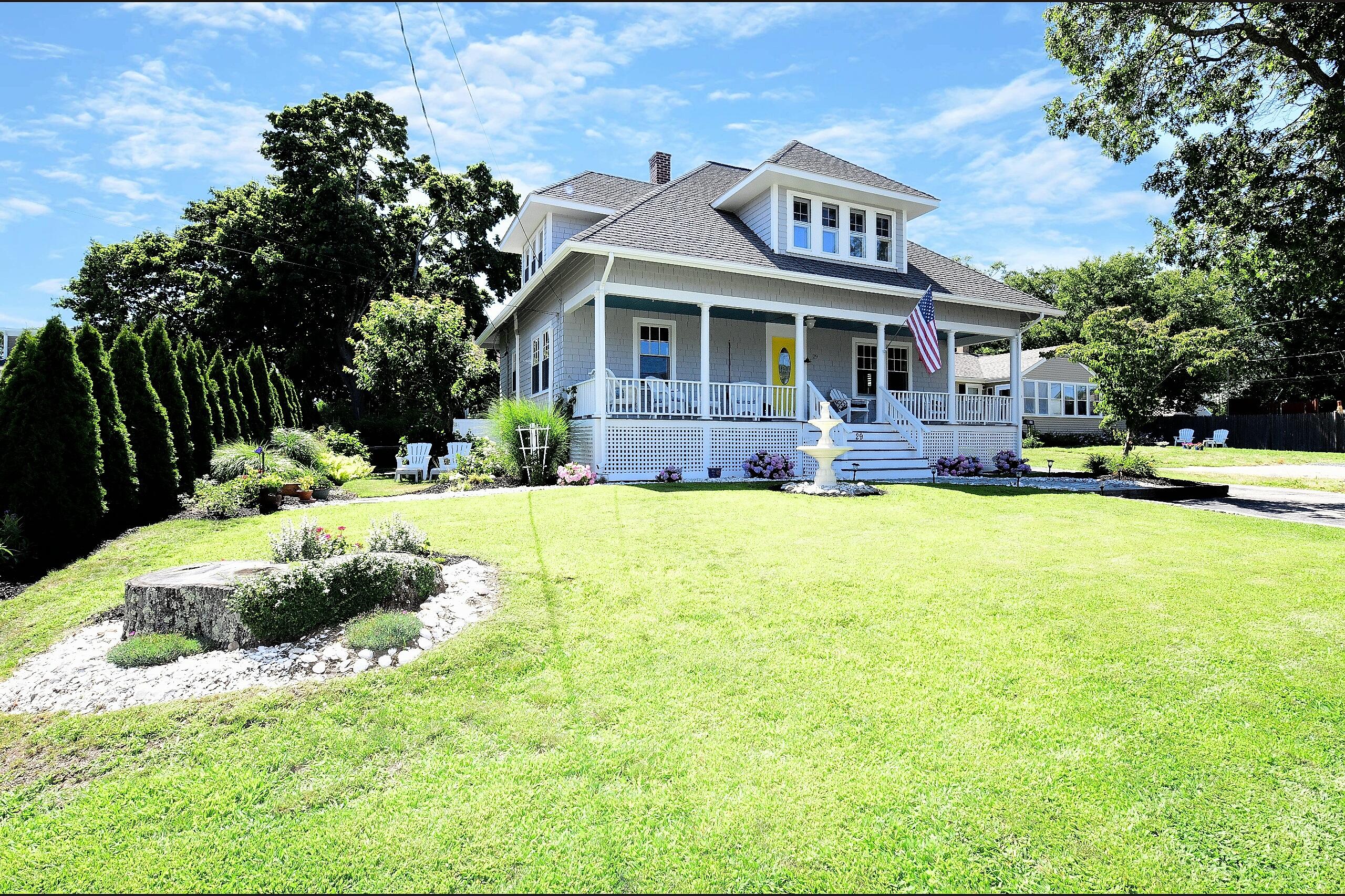 29 Lafayette Avenue Buzzards Bay MA 02532