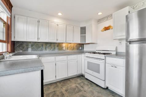 411 Maravista Avenue Teaticket MA 02536