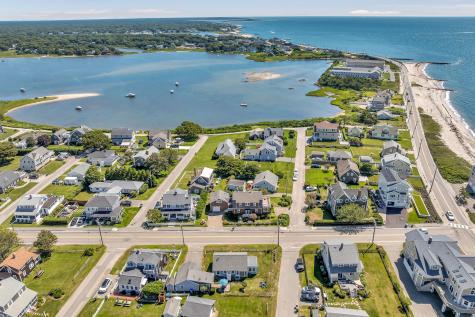 411 Maravista Avenue Teaticket MA 02536