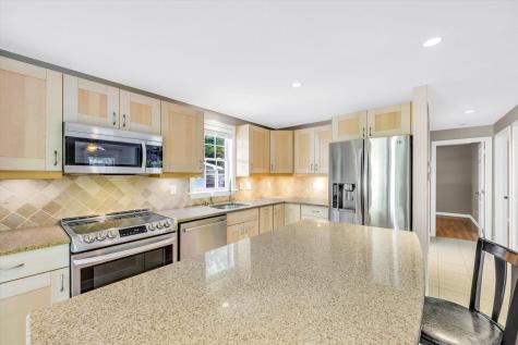 71 Seabrook Drive Falmouth MA 02536