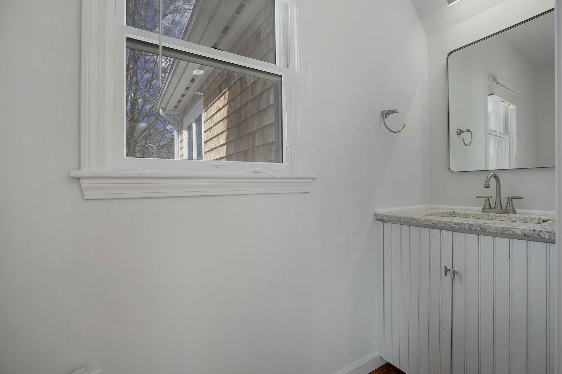 39 Onset Avenue Wareham MA 02532