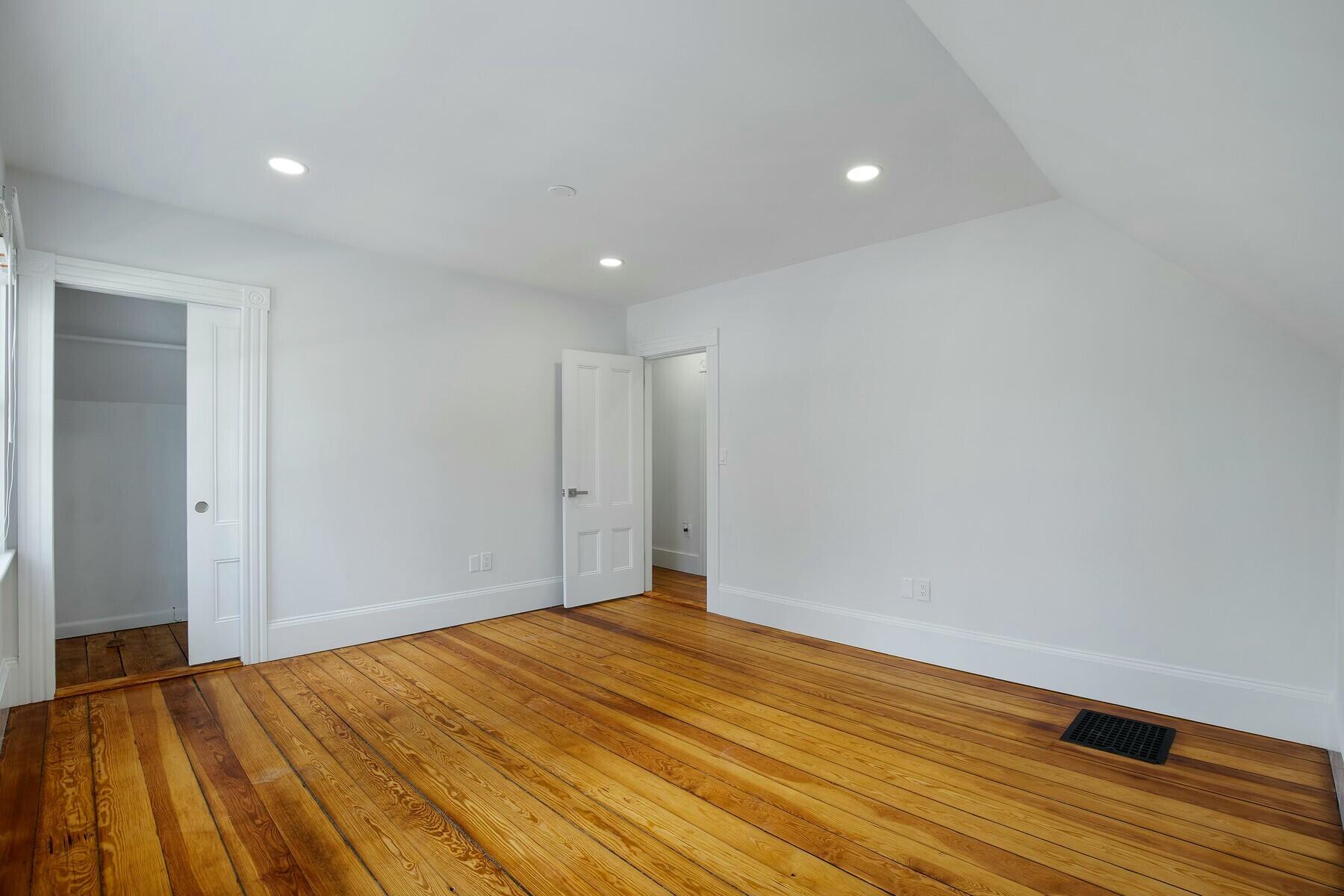 39 Onset Avenue Wareham MA 02532