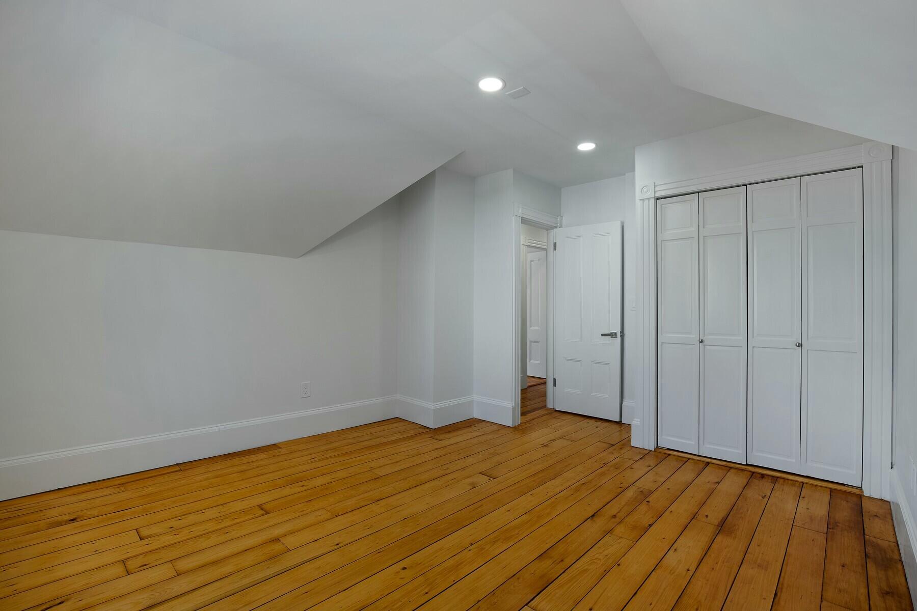 39 Onset Avenue Wareham MA 02532