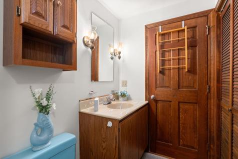 14 Quamhassett Road Bourne MA 02532