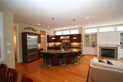 384 Monomoscoy Road Mashpee MA 02649
