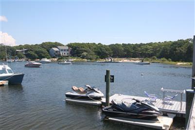384 Monomoscoy Road Mashpee MA 02649