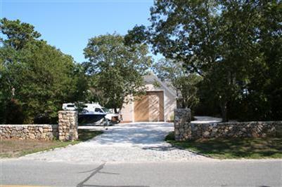 384 Monomoscoy Road Mashpee MA 02649