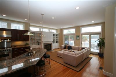 384 Monomoscoy Road Mashpee MA 02649