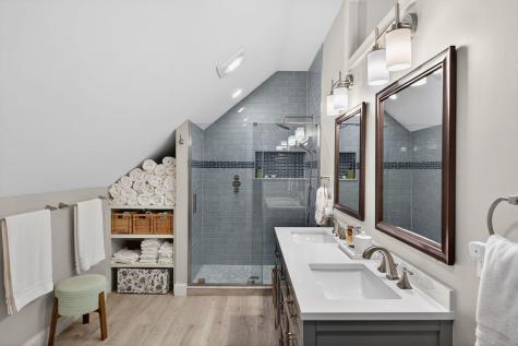 5 Zoli Lane Bourne MA 02532