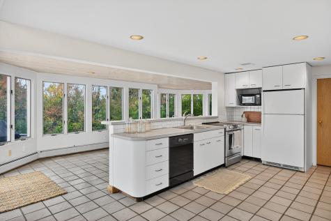 15 Hedge Lane Falmouth MA 02540