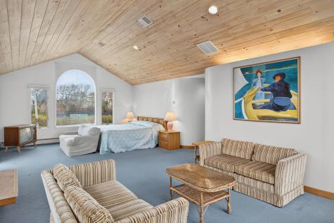 15 Hedge Lane Falmouth MA 02540