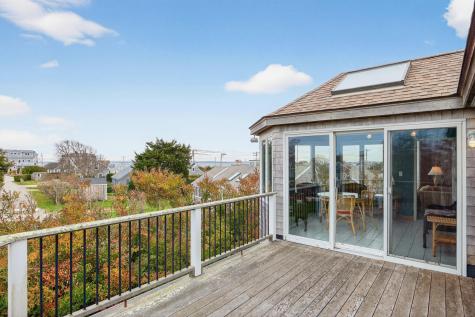 15 Hedge Lane Falmouth MA 02540