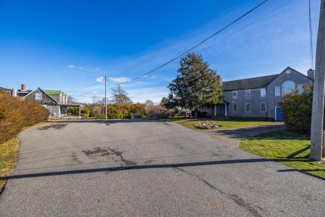 15 Hedge Lane Falmouth MA 02540