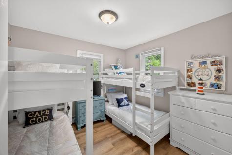 17 Suncrest Drive Falmouth MA 02536
