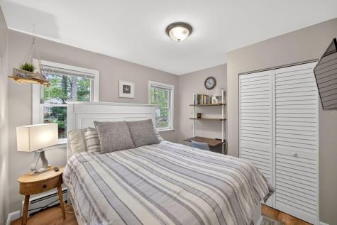 17 Suncrest Drive Falmouth MA 02536