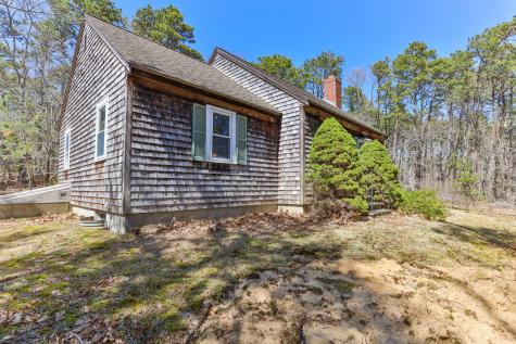 25 Whitman Lane Wellfleet MA 02667