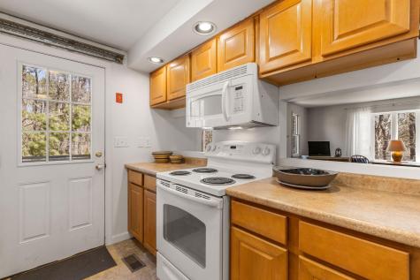 25 Whitman Lane Wellfleet MA 02667