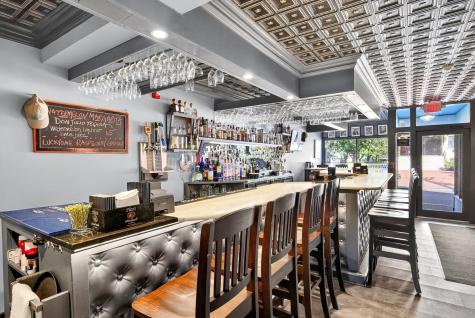 269 - 271 Commercial Street Provincetown MA 02657