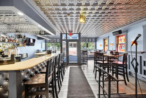 269 - 271 Commercial Street Provincetown MA 02657